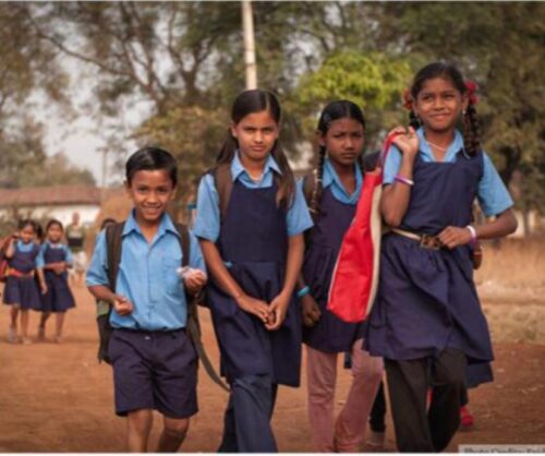 स्कूल खुलने पर शेष छात्रों को शासकीय योजनाओं का मिलेगा लाभ