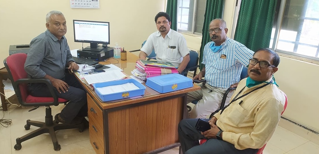 अधिकारियों ने किया डेंगू सर्वेक्षण अभियान का निरीक्षण