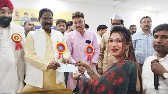 खाद्य मंत्री ने जनसंवाद में सुनी लोगों की समस्याएं