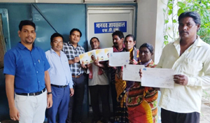 शहरी गरीबों के पास होगा अब आश्रय पट्टा, 5 पट्टो का हुआ वितरण