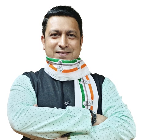 भाजपा-आरएसएस की विचारधारा में आदिवासी के प्रति घृणा और अपमान है : विकास