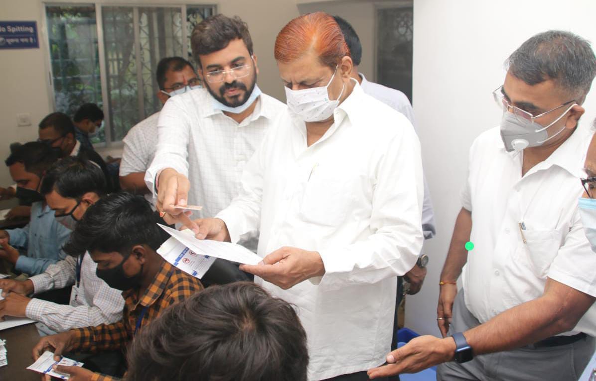 'तुंहर सरकार तुंहर द्वार' : घर बैठे ही मिले 13 लाख पंजीयन प्रमाण-पत्र, ड्राइविंग लायसेंस