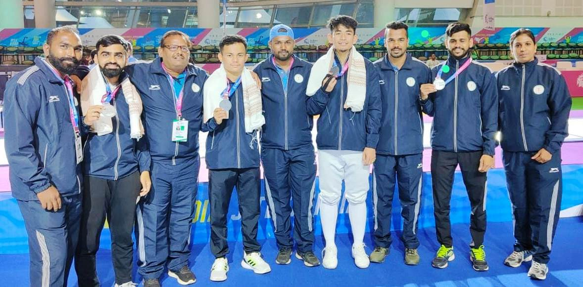 36वां राष्ट्रीय खेल में छत्तीसगढ़ की तलवारबाजी टीम ने जीता रजत