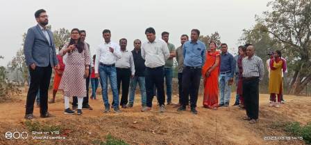 कलेक्टर, सीईओ ने रीपा अंतर्गत गौठनों में किए जा रहे कार्यों का किया निरीक्षण