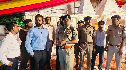  शिव महापुराण कथा: कलेक्टर ने लिया कार्यक्रम स्थल का जायजा