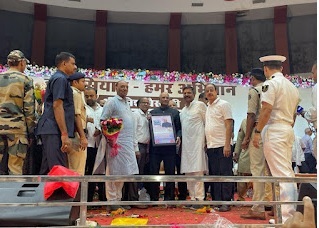 मर्चेन्ट एसोसिएशन ने किया महाराष्ट्र के राज्यपाल रमेश बैस का सम्मान