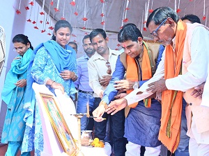  हमारी कृषि आधारित अर्थव्यवस्था में पशुधन आज भी महत्व : टंकराम वर्मा