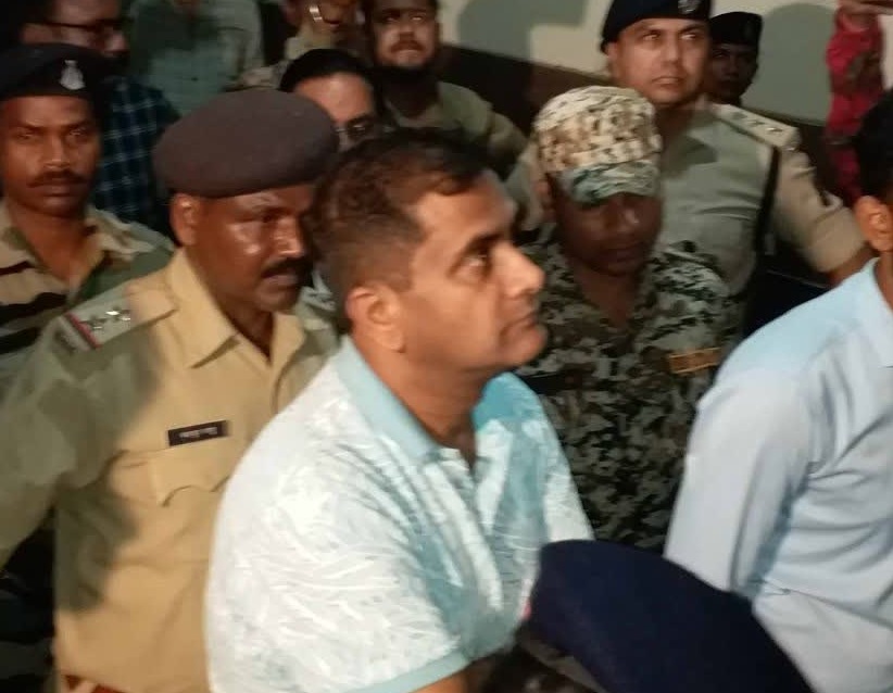 EOW ने शराब घोटाले मामले में अरुण त्रिपाठी को बिहार से गिरफ्तार किया