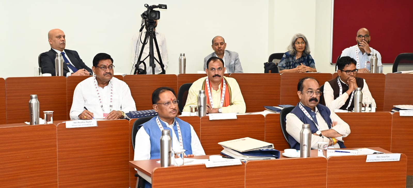 देश का पहला अनूठा आयोजन, साय सरकार की आईआईएम में सुशासन की पाठशाला