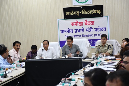 राजस्व के 2 मिनट के काम के लिए 6 माह तक घुमाना नहीं है: राजस्व मंत्री