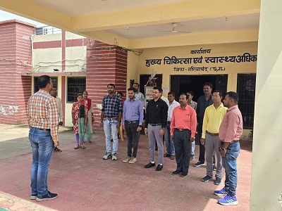 कलेक्टर के निर्देशानुसार शासकीय कार्यालयों में प्रतिदिन हो रहा राष्ट्रगान