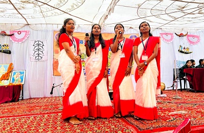 एकलव्य आदर्श आवासीय विद्यालय डौंडी के छात्र-छात्राओं का उत्कृष्ट प्रदर्शन