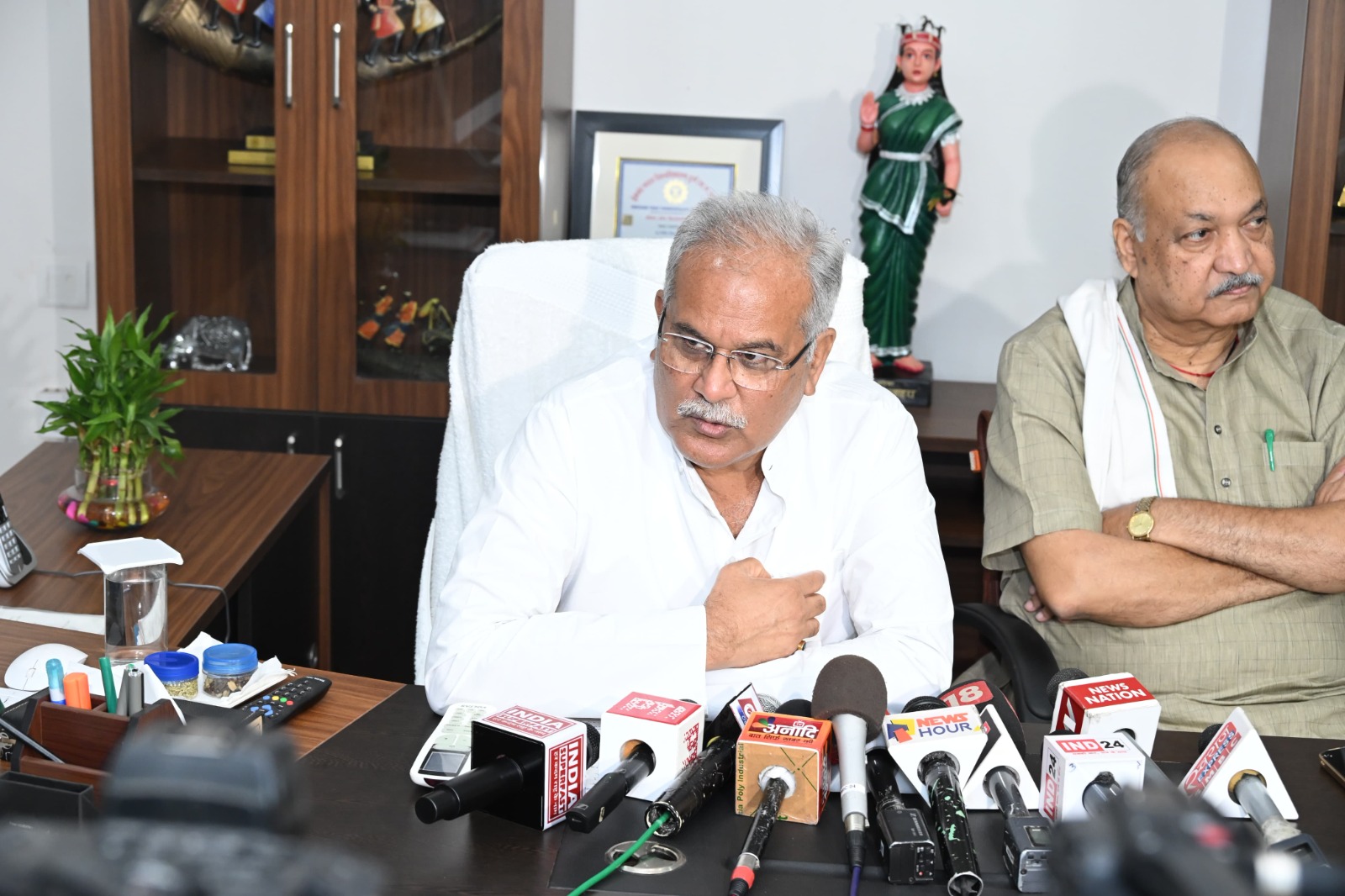 सरकार पूरा धान खरीदी नहीं करना चाह रही- भूपेश बघेल