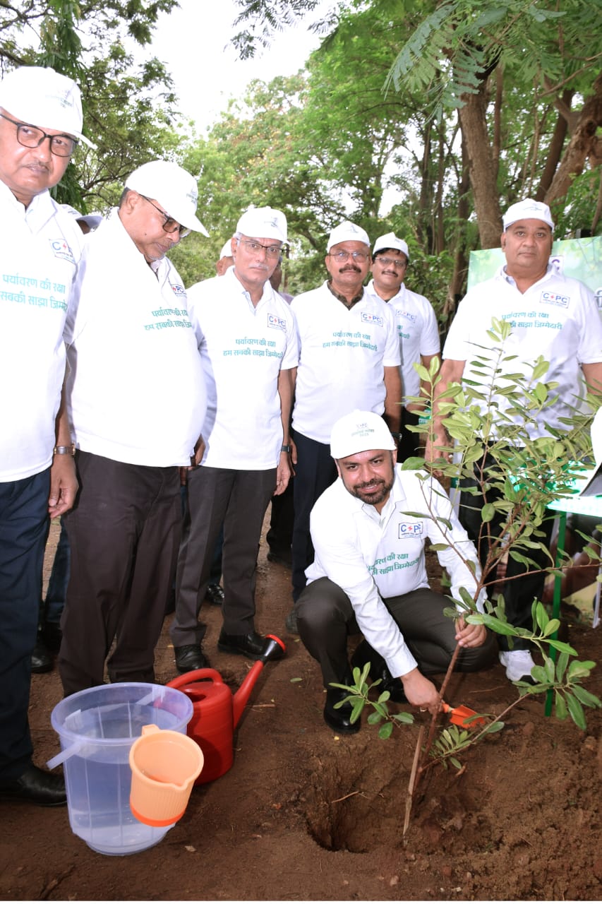 पॉवर कंपनी अध्यक्ष डॉ. रोहित यादव ने किया 50 हजार पौधे लगाने का आगाज