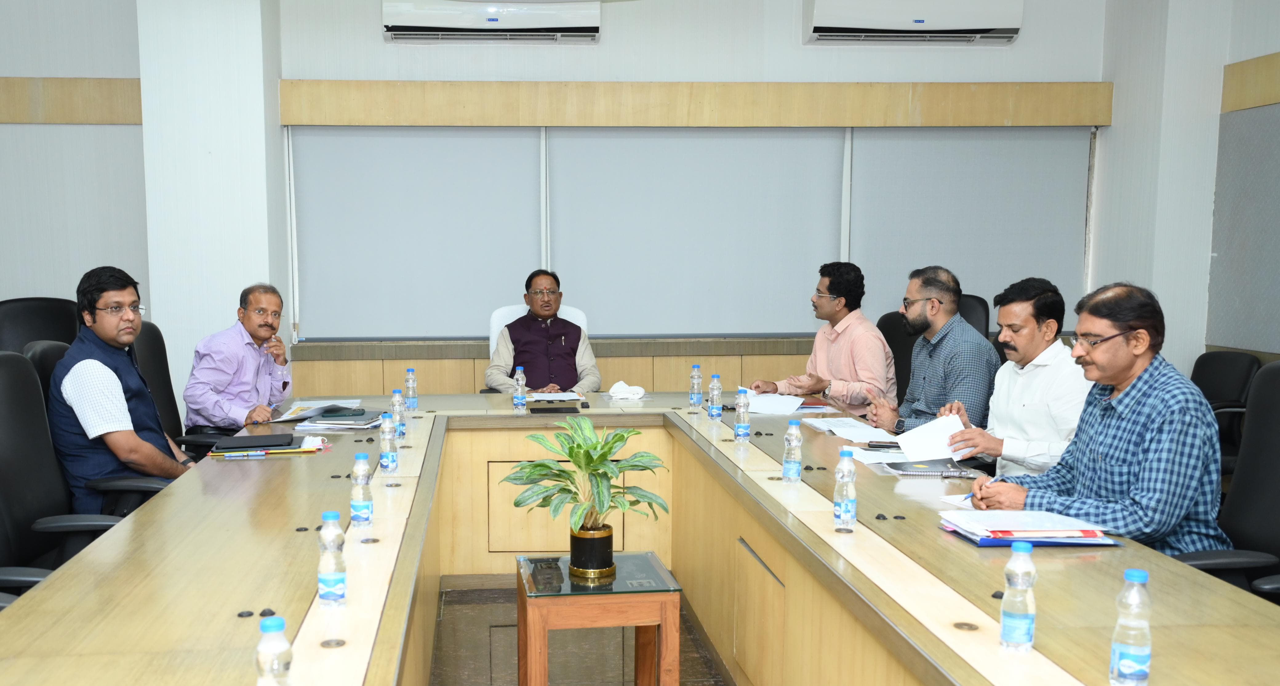 जनभागीदारी से करें आदिवासी बाहुल्य ग्रामों का समग्र विकास: मुख्यमंत्री ने आदि कर्मयोगी अभियान की समीक्षा बैठक में दिए निर्देश