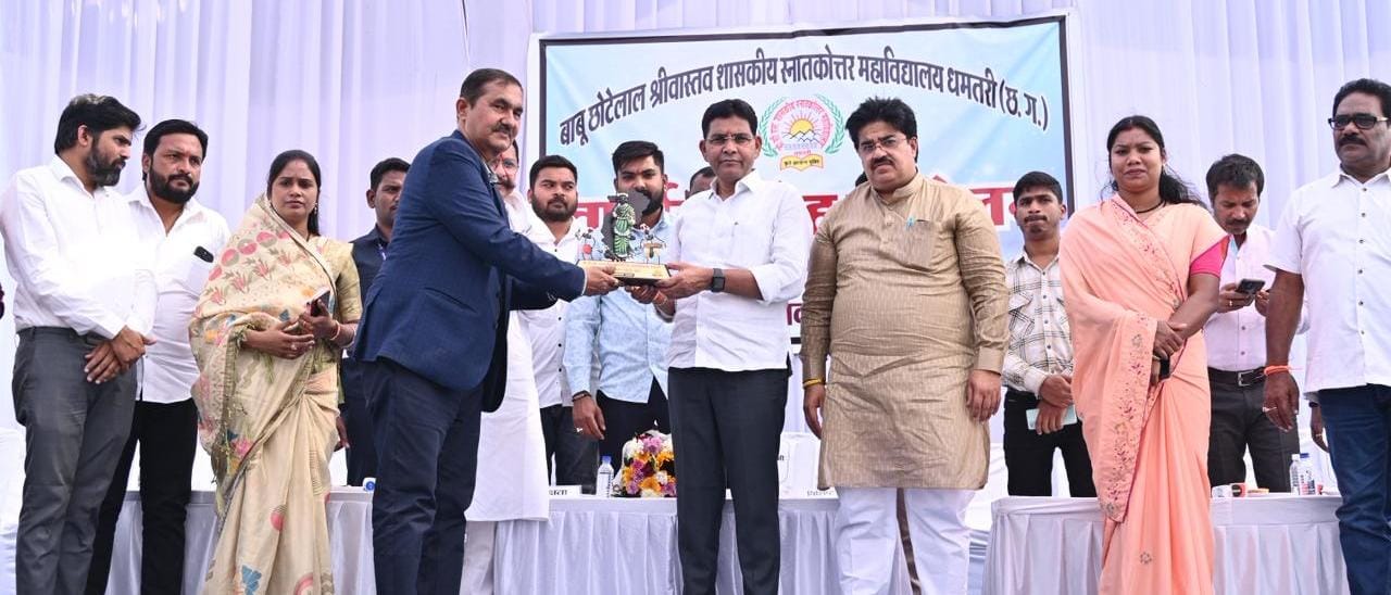 सकारात्मक सोच ही सफलता की कुंजी, युवा बदलेंगे भारत का भविष्य&rdquo; &ndash; राजस्व मंत्री श्री टंक राम वर्मा