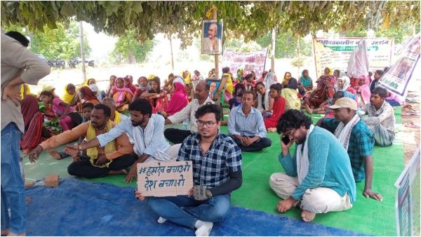 हसदेव के अनिश्चितक़ालीन धरने को मिला छत्तीसगढ़ सर्व आदिवासी समाज का साथ बनाई गई रणनीति