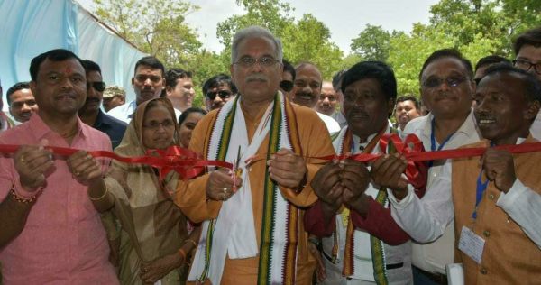 ग्लेजिंग यूनिट के माध्यम से हुनर निखारकर आर्थिक आय के लिए कुम्हारो को मिलेगा बड़ा अवसर