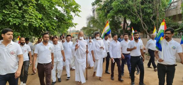 युवाचार्य को देख छलका उत्साह, समाज ने खुशी से झूमते हुए पटवा भवन में कराया मंगल प्रवेश