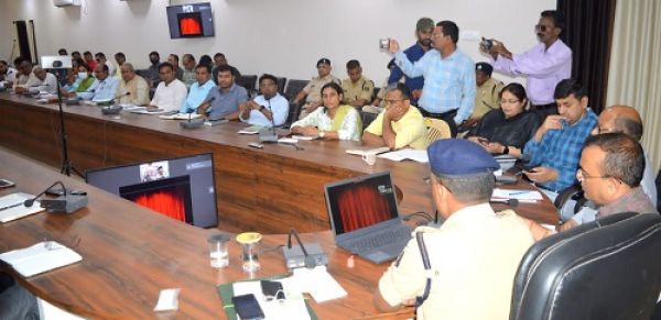 पुलिस मितान : साइबर अपराध से बचाव के लिए कवर्धा पुलिस ने बनाया व्हाटसएप्प ब्रॉडकास्ट ग्रुप