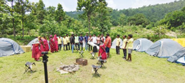 प्राकृतिक सौन्दर्य से परिपूर्ण देशदेखा को पर्यटन के रूप में किया जा रहा विकसीत