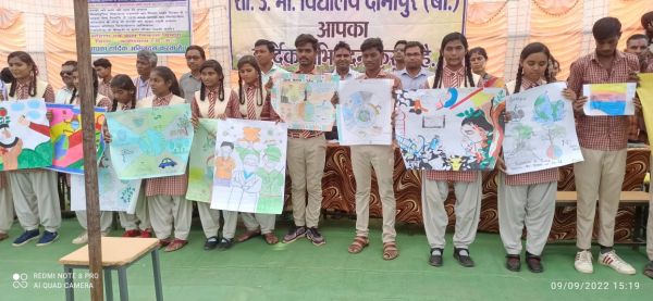 मोबाईल एडिक्शन से बचाने नुक्कड़ नाटक व जागरूकता कार्यक्रम का आयोजन