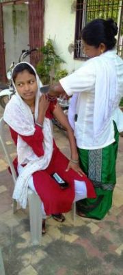 कुनकुरी में अभियान चलाकर लगाया जा रहा बूस्टर डोज