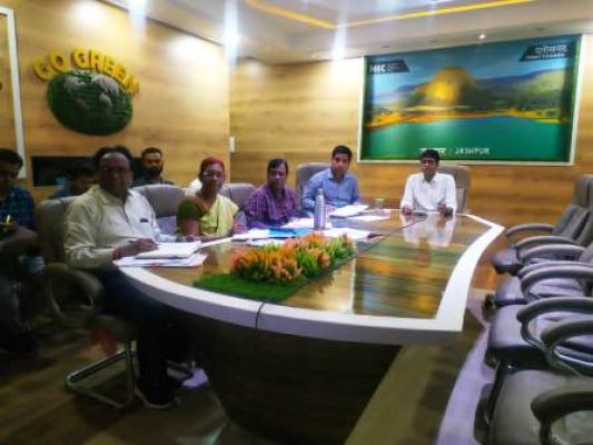 जिले को एनीमिया मुक्त बनाने अधिकारियों को किया गया निर्देशित