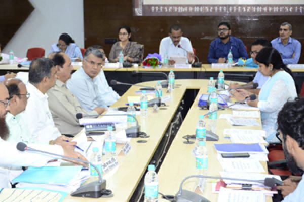 कृषि उत्पादन आयुक्त ने की कृषि और सहयोगी विभाग के कार्यों की समीक्षा