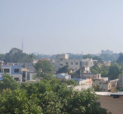 राजधानी में गुलाबी ठंड ने दी दस्तक, साफ़ रहा आसमान...