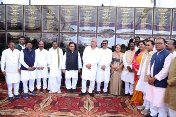 मुख्यमंत्री भूपेश बघेल ने दी 50 करोड़ 62 लाख के 166 विकास कार्यों की सौगात