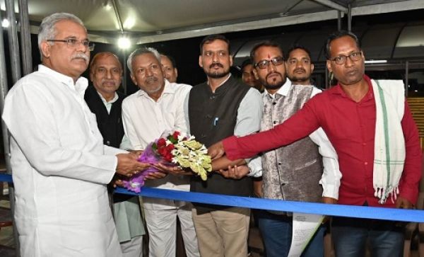 मुख्यमंत्री को युवक-युवती परिचय सम्मेलन व प्रतिभा सम्मान कार्यक्रम में शामिल होने का न्योता