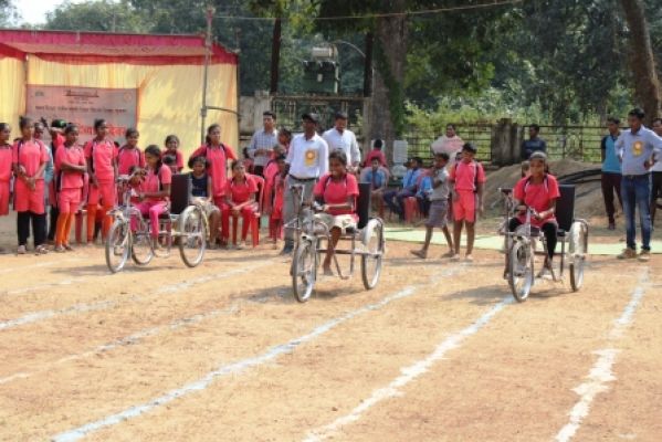 आकार आवासीय संस्था में दिव्यांग बच्चों ने पेश की जिंदादिली की मिसाल