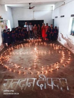 दीपदान कर मतदान जगरूकता का दिये संदेश