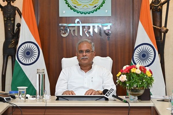 सीएम बघेल ने जगदलपुर-जबलपुर-दिल्ली हवाई सेवा जल्द शुरू करने की मांग