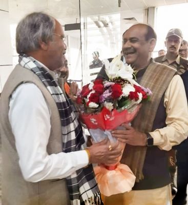 बृजमोहन ने किया ओम बिरला का स्वागत