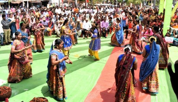 बड़गांव में आयोजित किया गया स्वीप होली कार्यक्रम का आयोजन