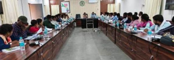  सभी कार्य गुणवत्ता पूर्ण और समय सीमा पर हो पूर्ण : कलेक्टर