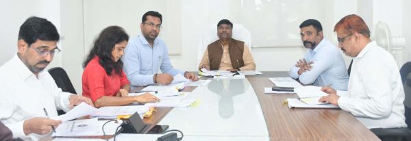 युवाओं को रोजगार से जोड़ने के लिए स्थानीय मांग के अनुरूप प्रशिक्षण दिलाएं - केदार कश्यप