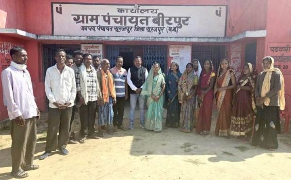 ग्राम बीरपुर में निर्विरोध चुने गए पंच-सरपंच