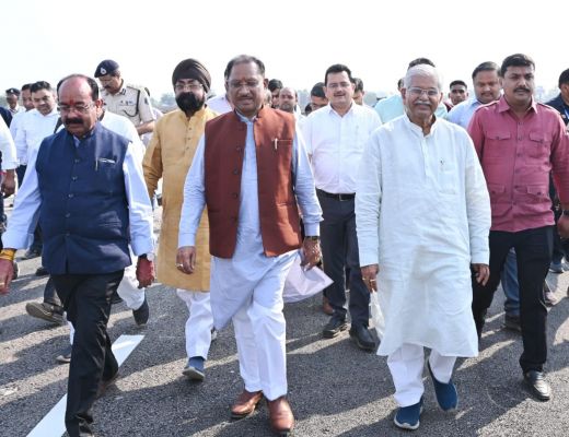  प्रधानमंत्री नरेन्द्र मोदी के बिलासपुर दौरे की तैयारियों का मुख्यमंत्री विष्णुदेव साय ने कार्यक्रम स्थल पर पहुँचकर लिया जायजा