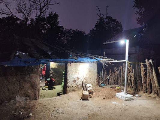 सौर ऊर्जा से रोशन हुए 25 बैगा परिवारों के आशियाने