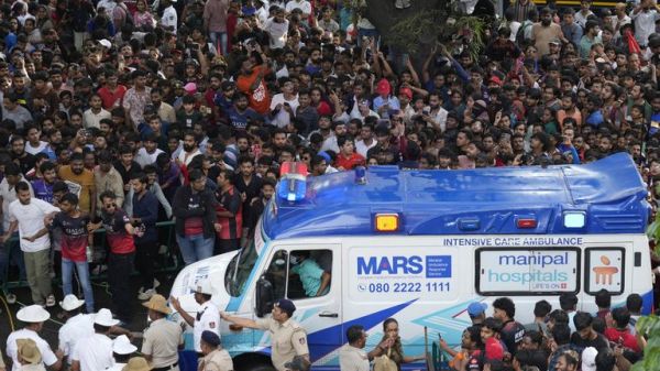  कर्नाटक के चिन्नास्वामी स्टेडियम में भगदड़ की घटना में अनेक लोगों की मृत्यु पर मुख्यमंत्री विष्णु देव साय ने जताया गहरा शोक