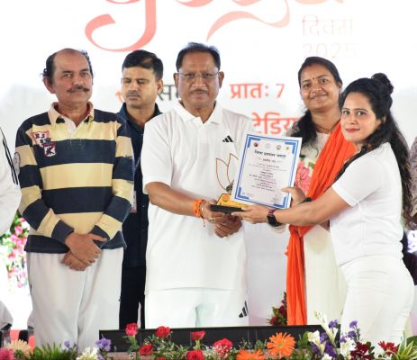 मुख्यमंत्री श्री विष्णु देव साय ने &lsquo;गजरथ यात्रा&rsquo; का किया शुभारंभ, मानव-हाथी द्वंद रोकने की अनूठी पहल