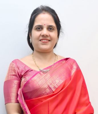 राजधानी रायपुर के सभी वार्ड पार्षदगण पीएम सूर्यघर योजना अंतर्गत अपने - अपने घरों की छतों में सोलर पैनल लगवाकर शासन की लोकहितेषी अभिनव योजना का लाभ उठायें- महापौर मीनल चौबे