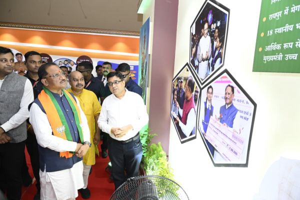 देश की आजादी में छत्तीसगढ़ के वीर नायकों का योगदान नई पीढ़ी तक पहुंचाना हमारा दायित्व : मुख्यमंत्री श्री विष्णु देव साय