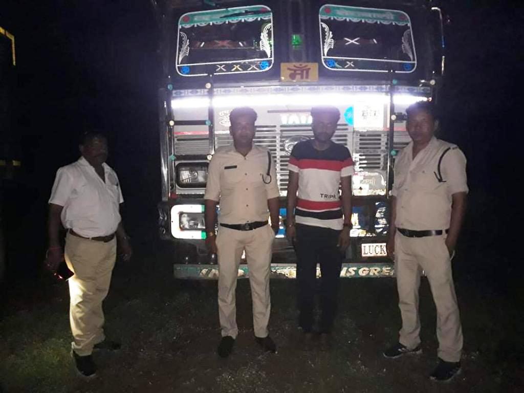 रेत के अवैध परिवहन पर दो वाहनों पर 1लाख15 हज़ार का जुर्माना