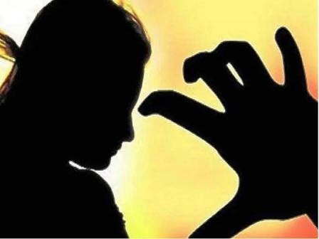 छात्राओं से छेड़छाड़ करने वाले प्रधान अध्यापक निलंबित