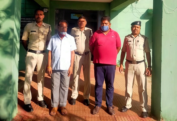  किसान को ठगने वाले अनाज व्यापारी पिता-पुत्र गिरफ्तार