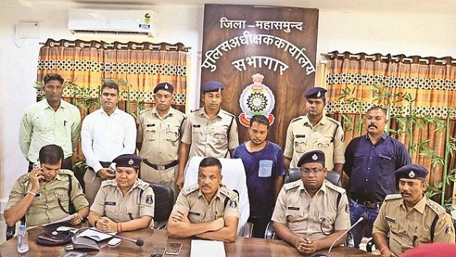  बेरोजगार, नशेड़ी युवक ने की मां-बाप और दादी की हत्या...